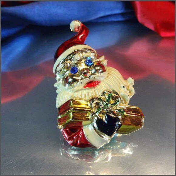 1960s Metallic Enamel Santa Claus Vintage Christmas Pin 17029 - Picture 3 of 6